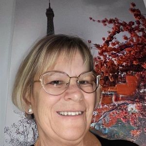 Meet your Posher, Rose